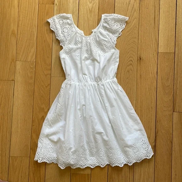 green emerald velvet dress Off-Shoulder Short Graduation Dress with Long Sleeves White / Small